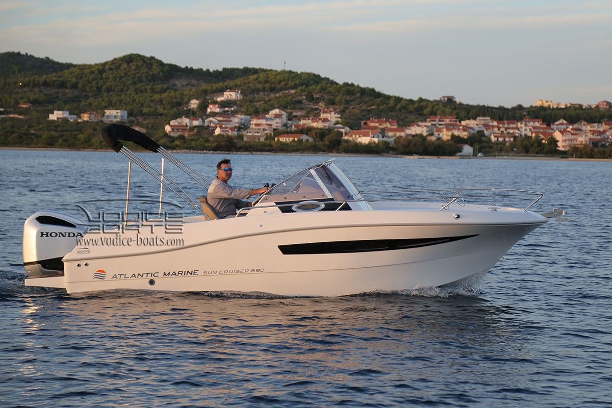 Atlantic Marine Suncruiser 690 | Sun Cruiser