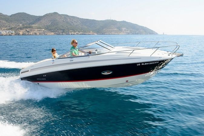 Bayliner 742 | Cuddy