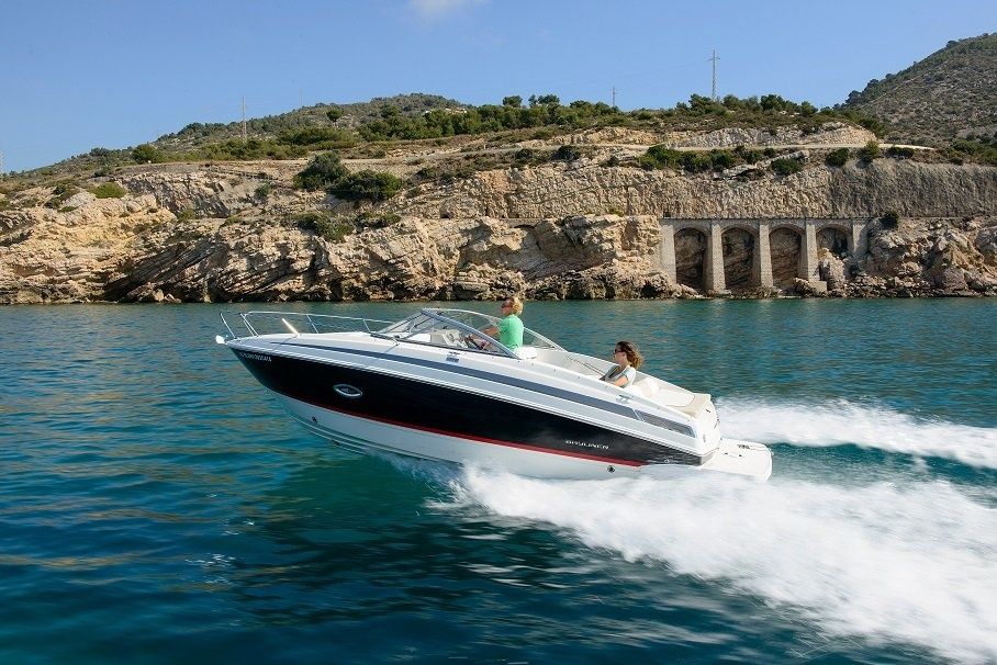 Bayliner 742 | Cuddy