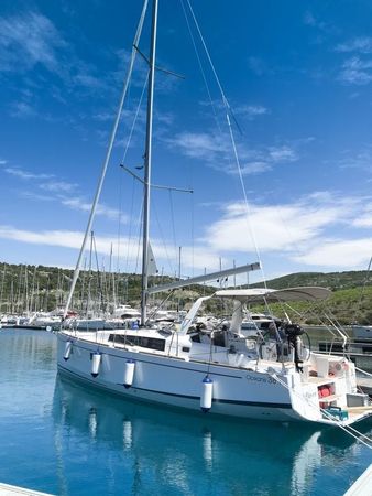 Beneteau Oceanis 38.1 | Eleven