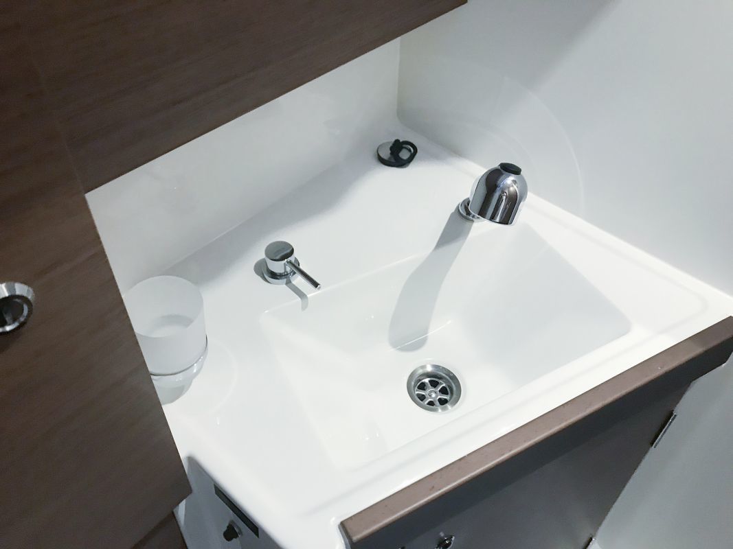 Beneteau Oceanis 38.1 | Eleven