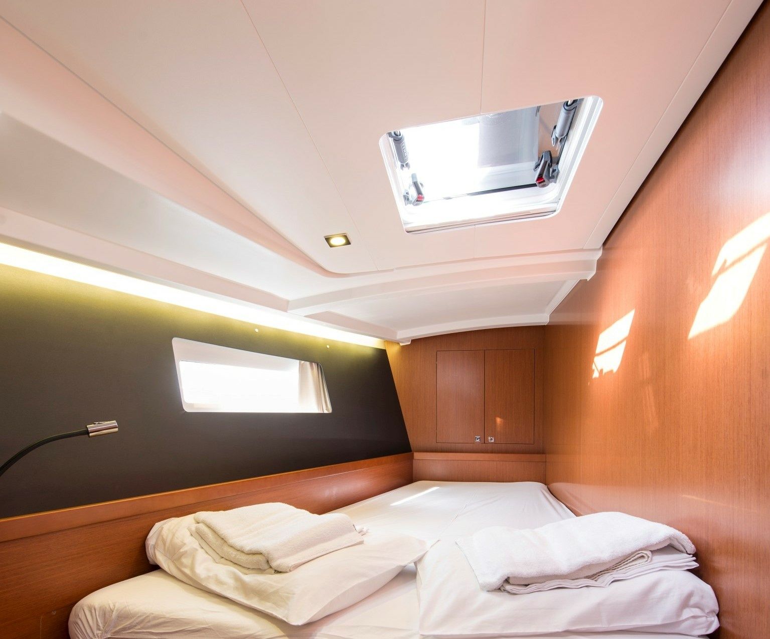 Beneteau Oceanis 45 | Raphaella