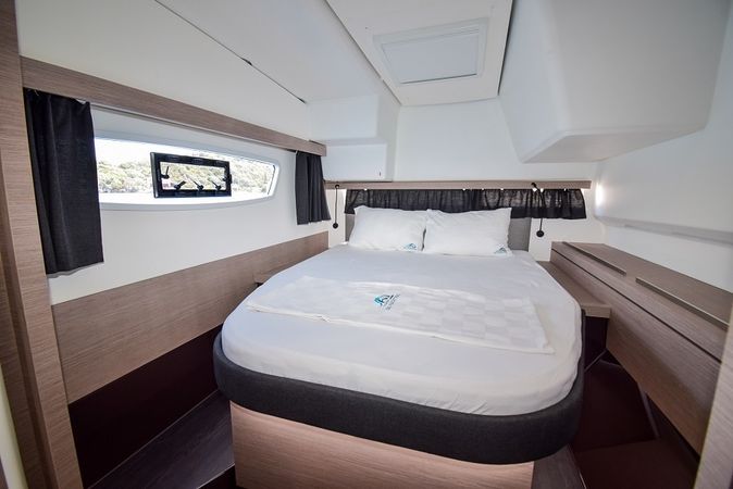 Fountaine Pajot Isla 40 | Arven