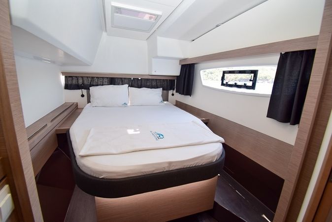 Fountaine Pajot Isla 40 | Arven