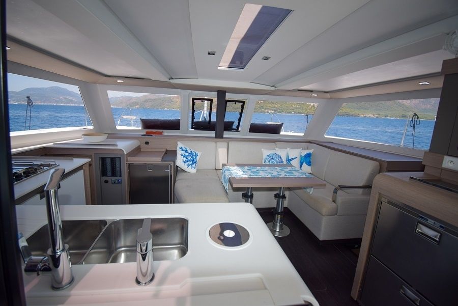 Fountaine Pajot Isla 40 | Arven
