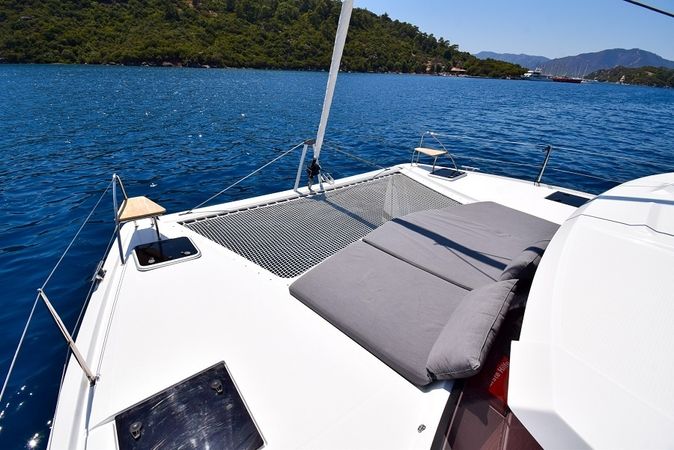 Fountaine Pajot Isla 40 | Arven