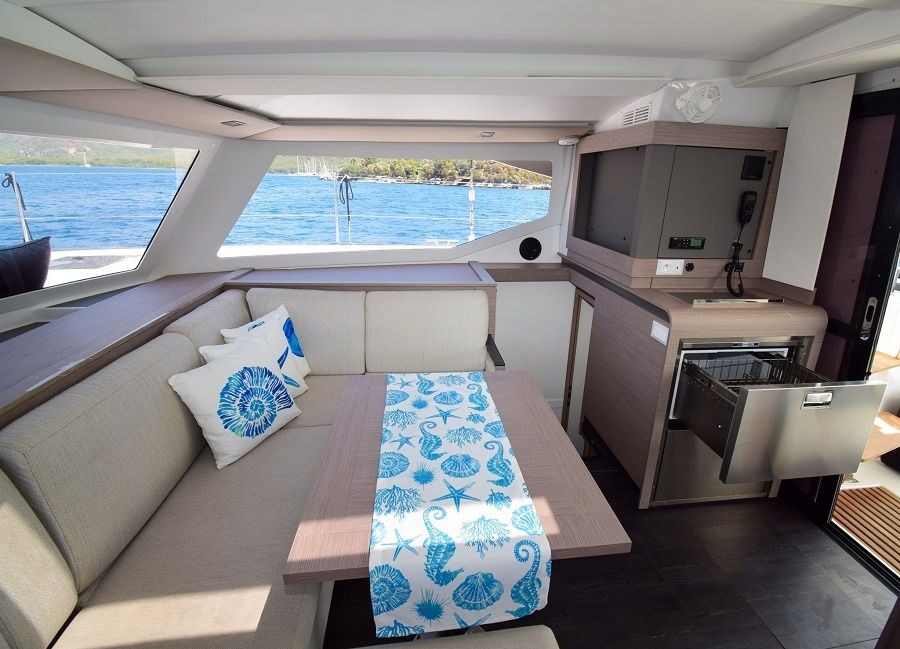 Fountaine Pajot Isla 40 | Arven