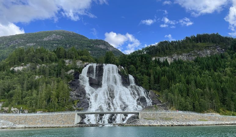 Princess 50 | Iselina Bella