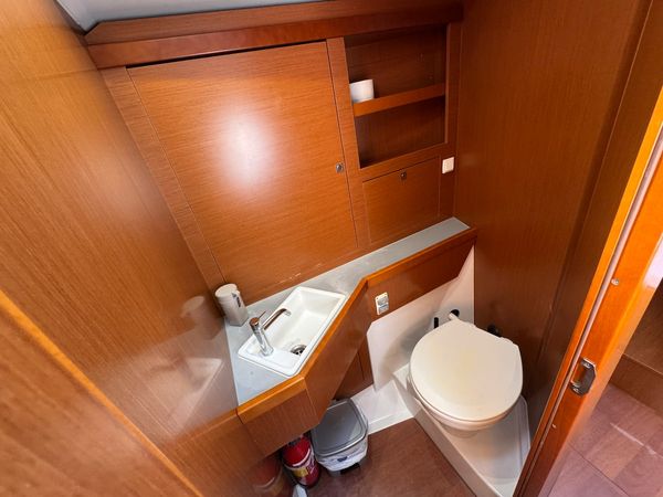 Beneteau Oceanis 48 | Roxanna