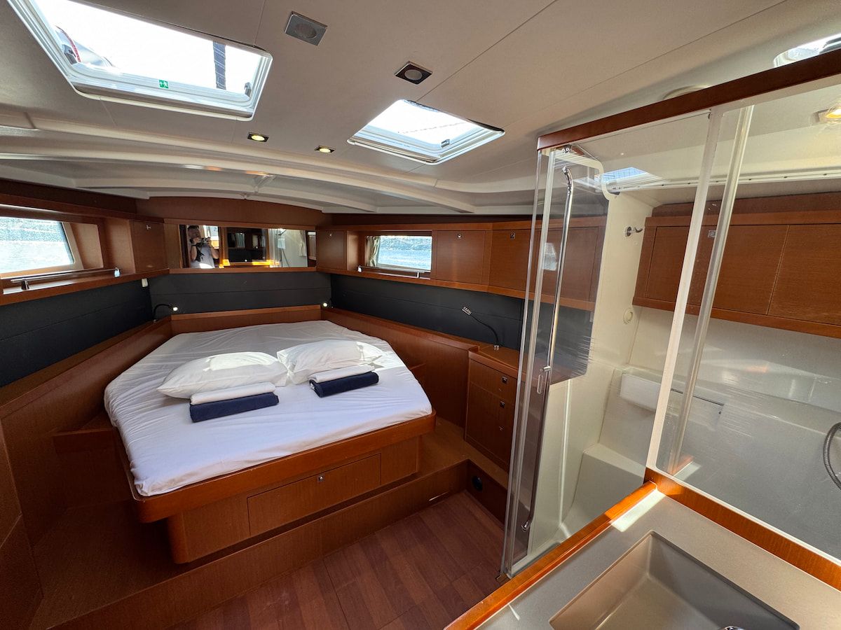 Beneteau Oceanis 48 | Roxanna