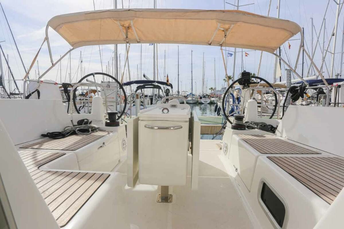 Jeanneau Sun Odyssey 440 | Lazy River