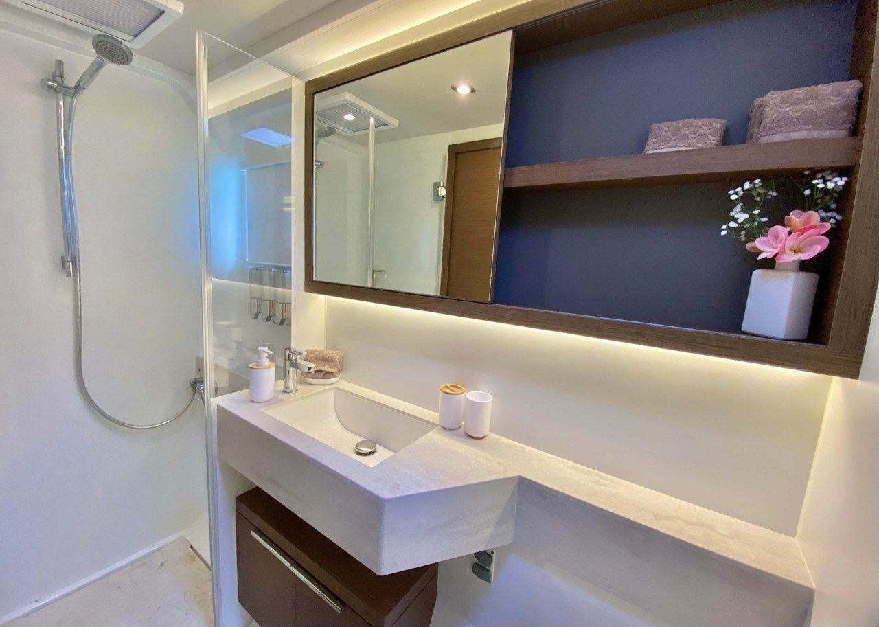 Lagoon 50 | Delana Mae