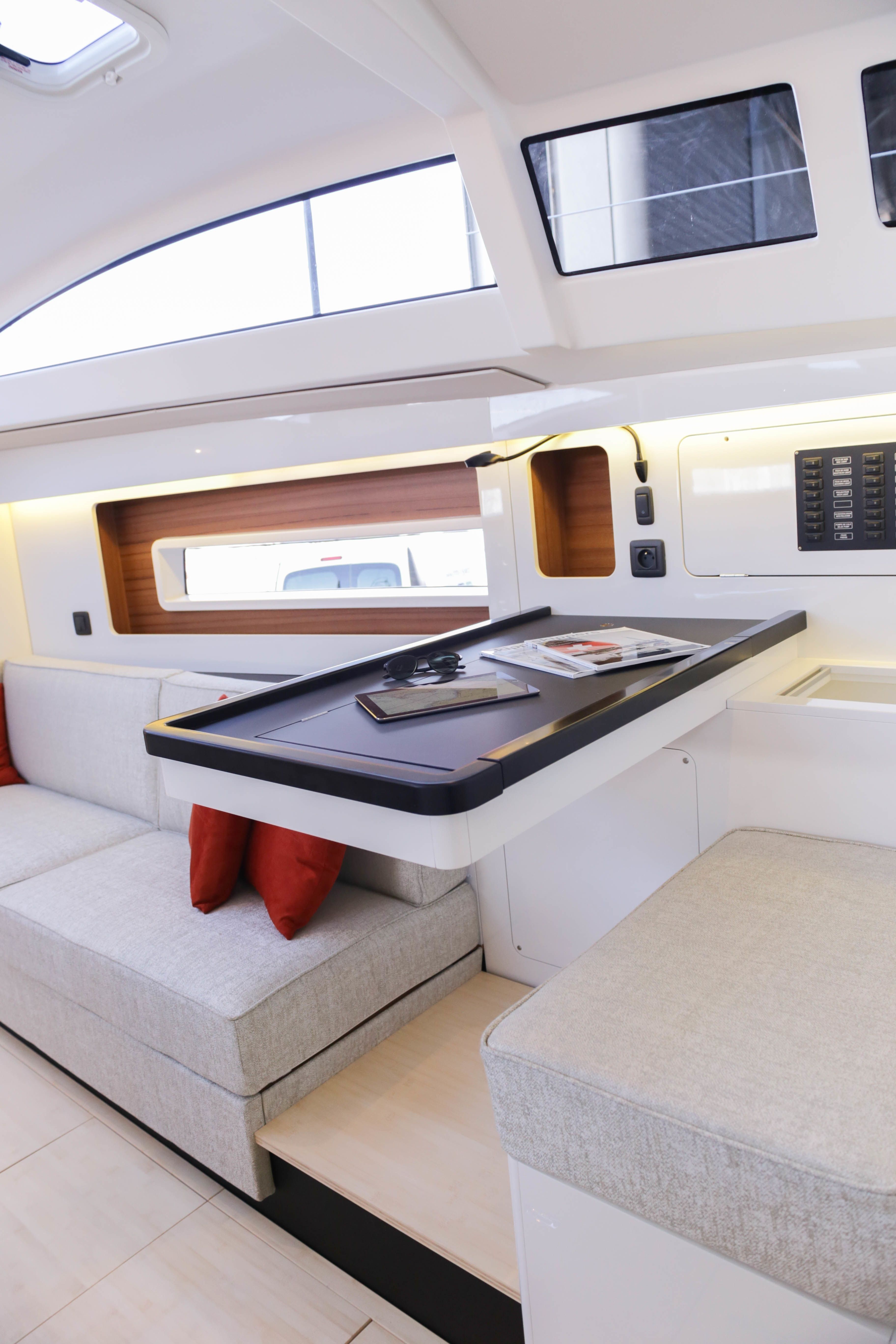 RM 1180 | Caribbean Dandy