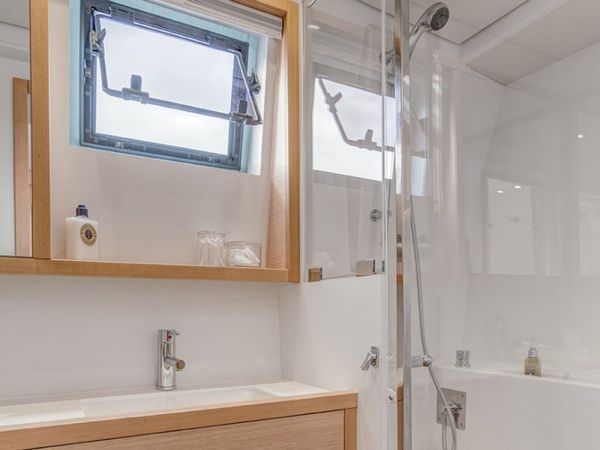 Lagoon 560 S2 | Taipan