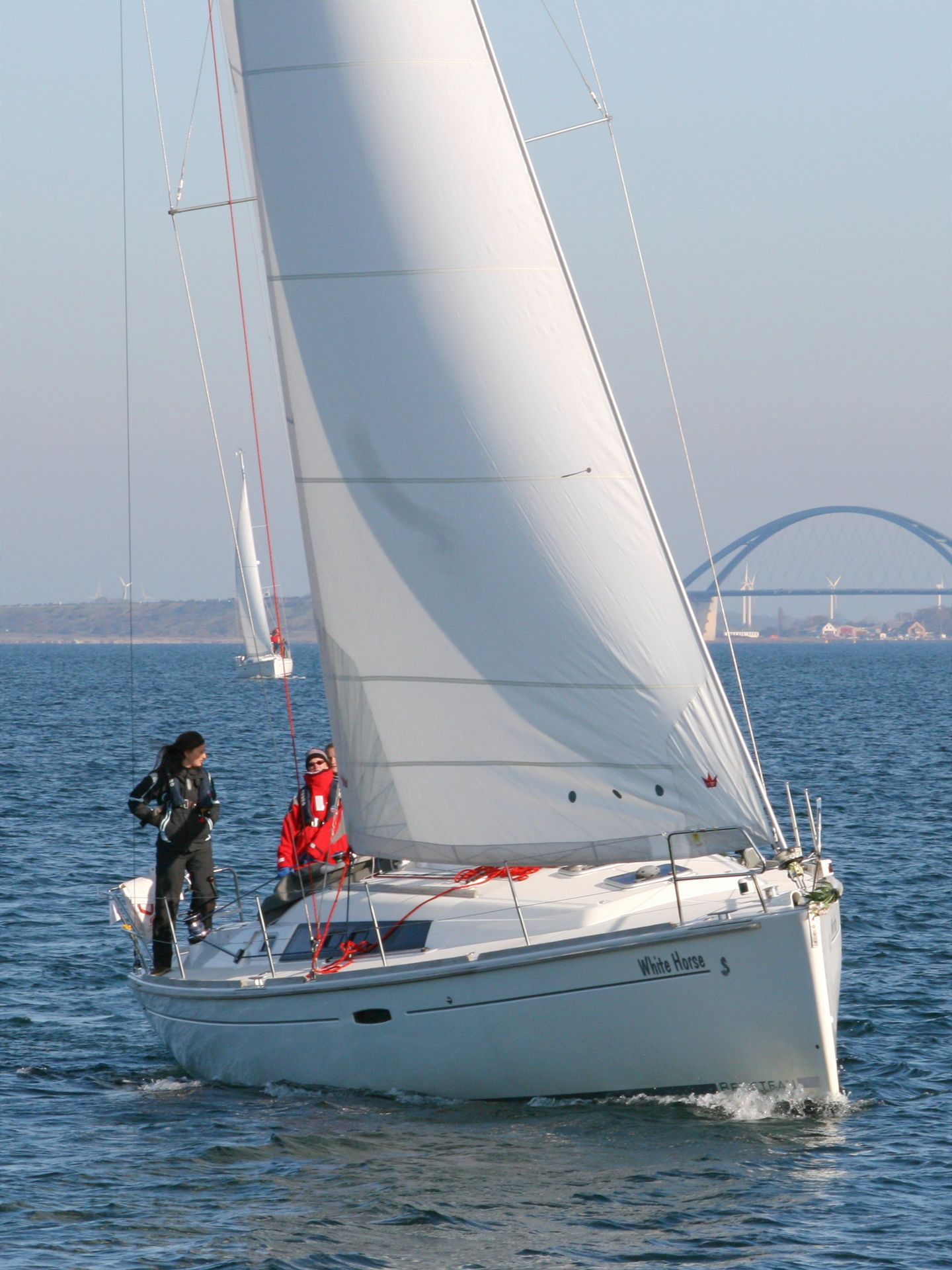 Beneteau Oceanis 37 | White Horse