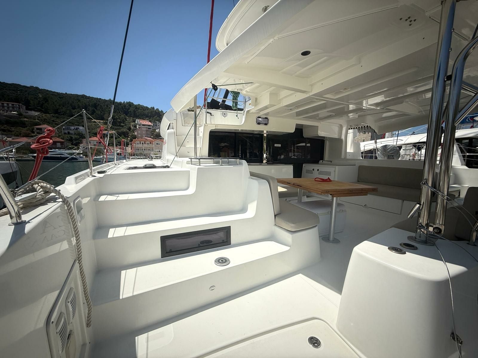 Lagoon 46 | Sunsail 20