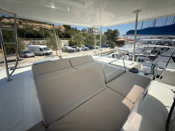 Lagoon 46 | Sunsail 20