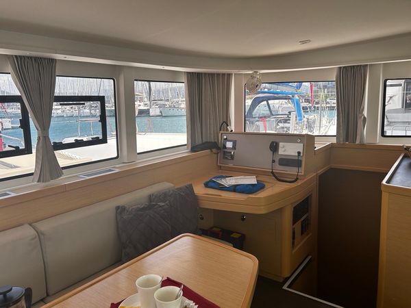 Lagoon 42 | Sunsail 20