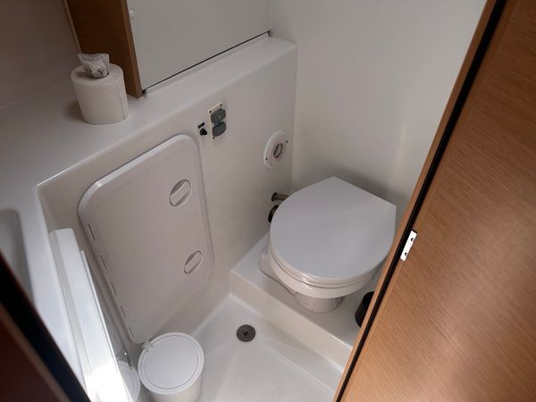 Lagoon 42 | Sunsail 20