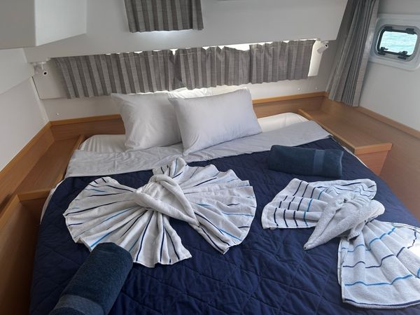 Lagoon 42 | Sunsail 20