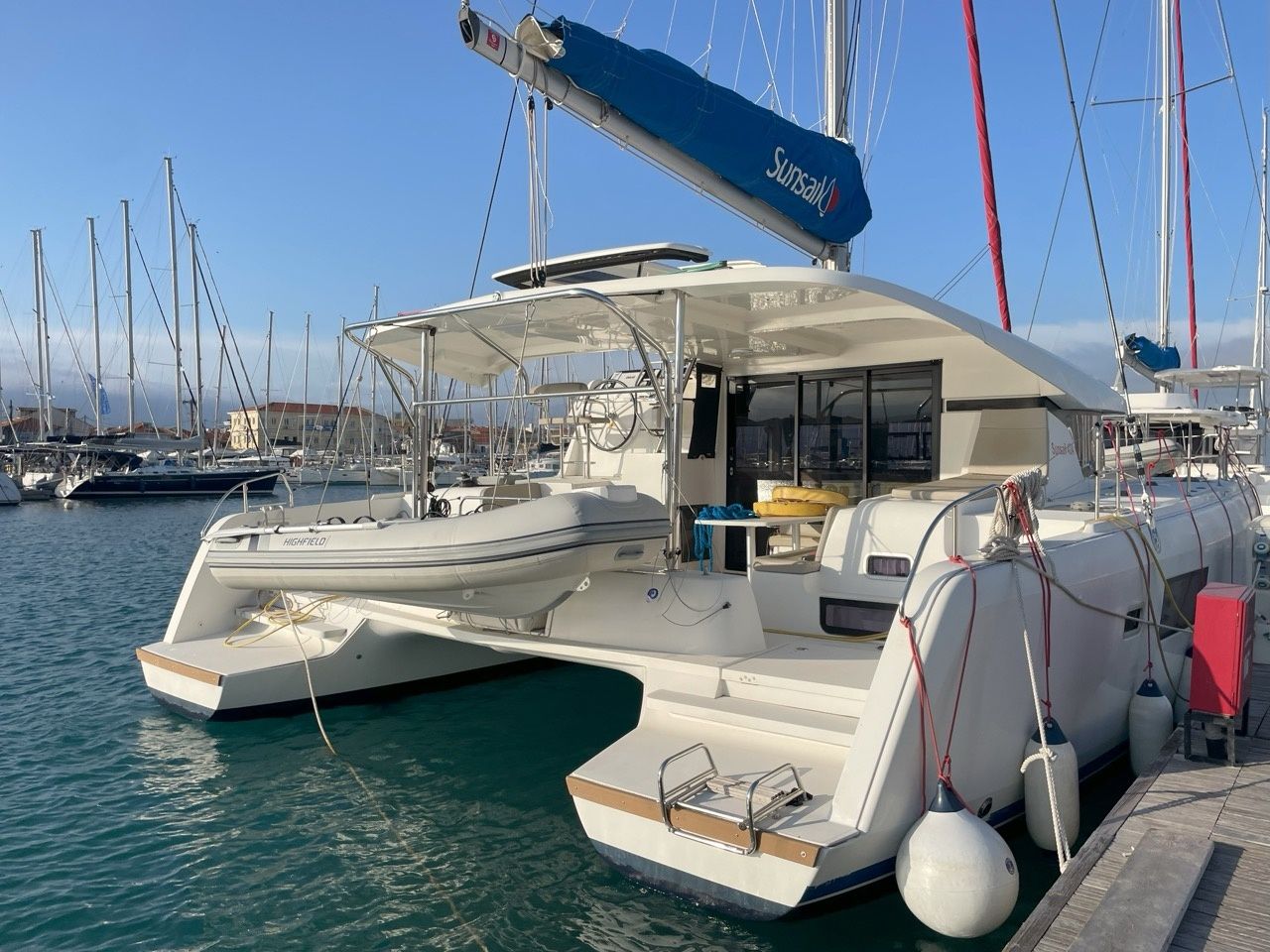 Lagoon 42 | Sunsail 20
