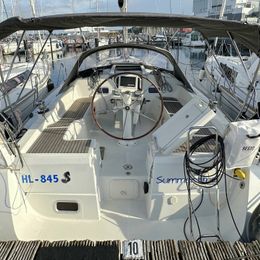 Beneteau Oceanis 37 | Summertime