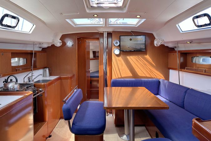 Beneteau Oceanis 43 | Andrea