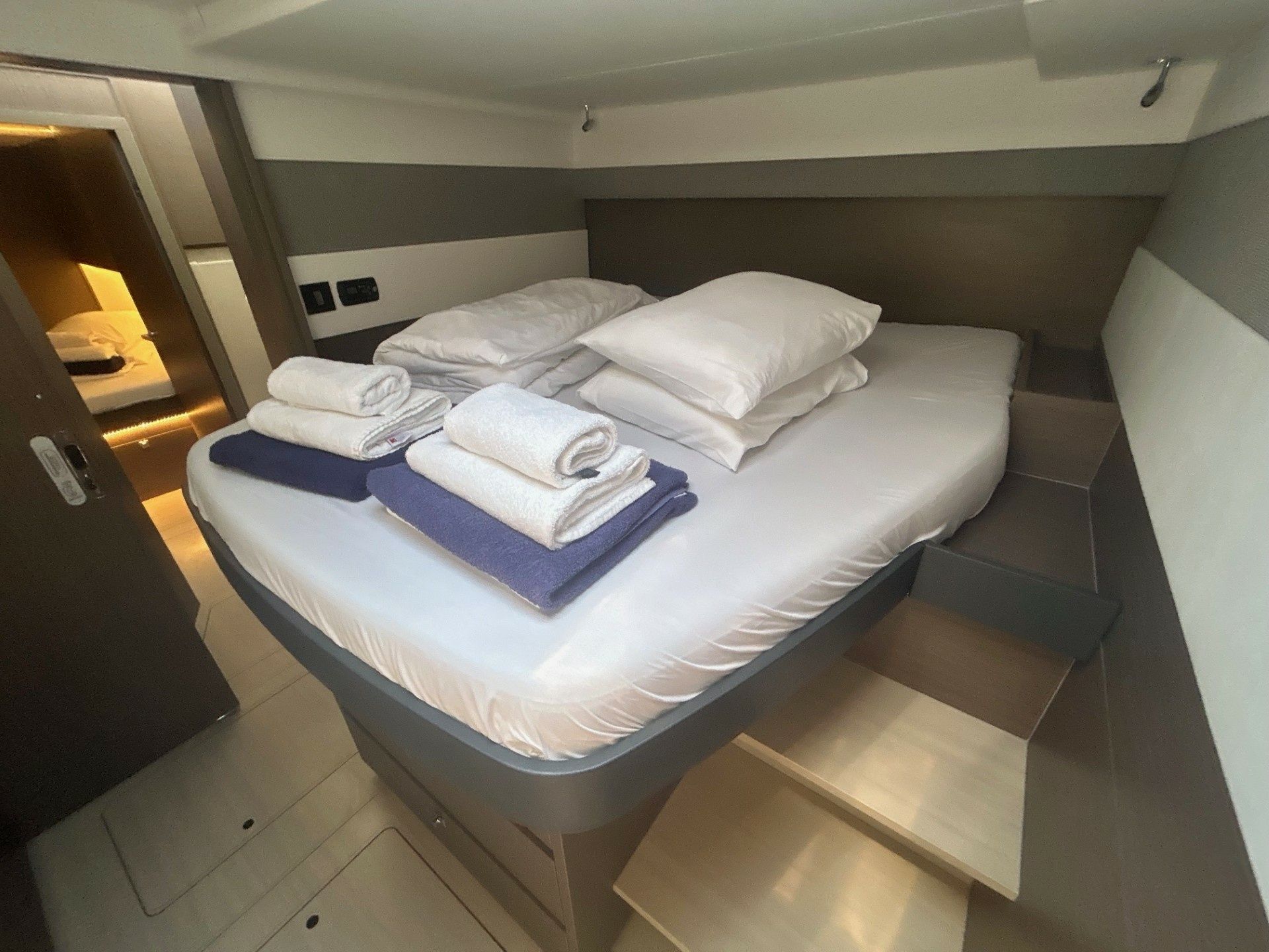 Leopard 50 | Moorings 20