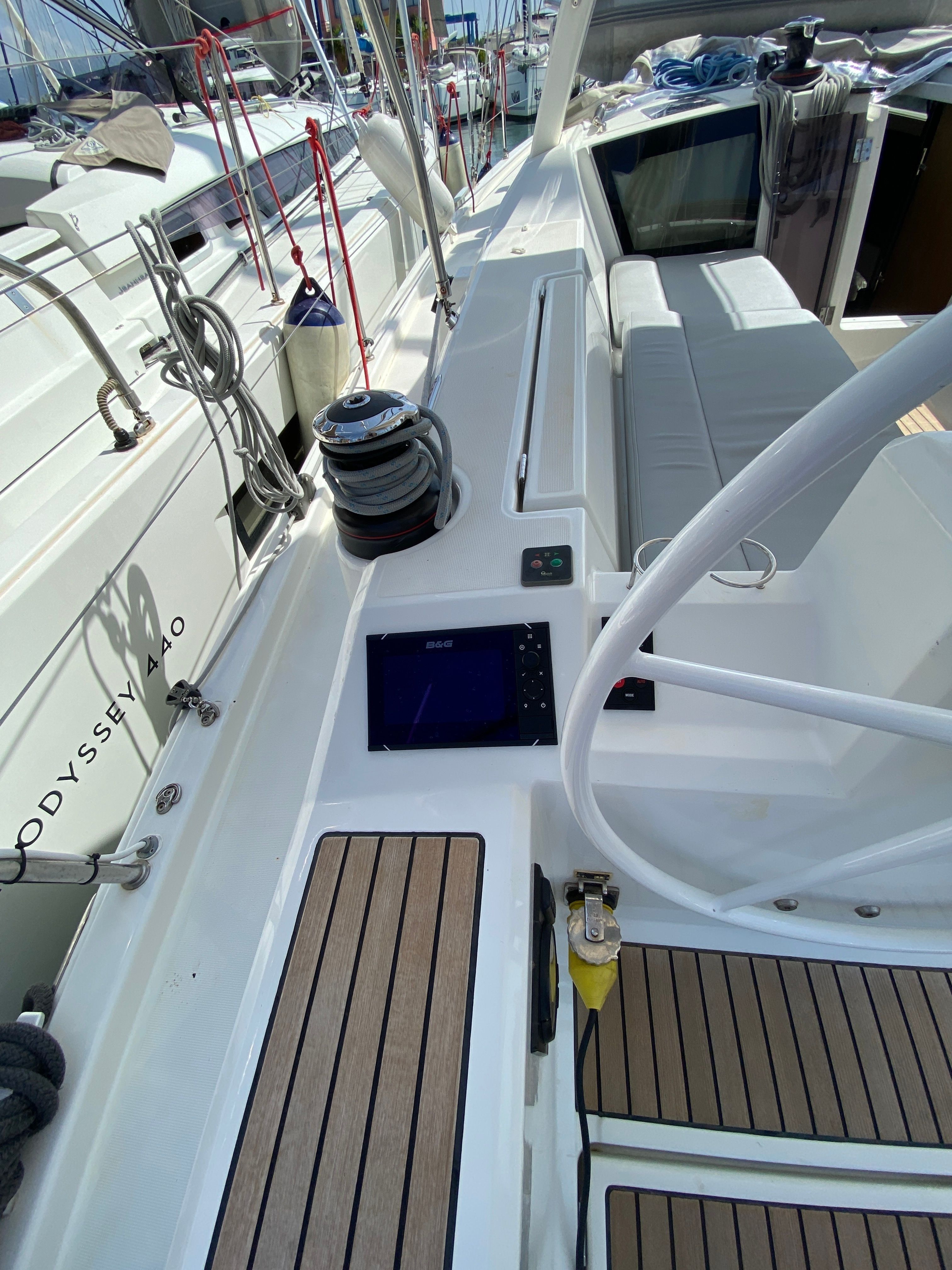 Beneteau Oceanis 41.1 | Alma Libre 5