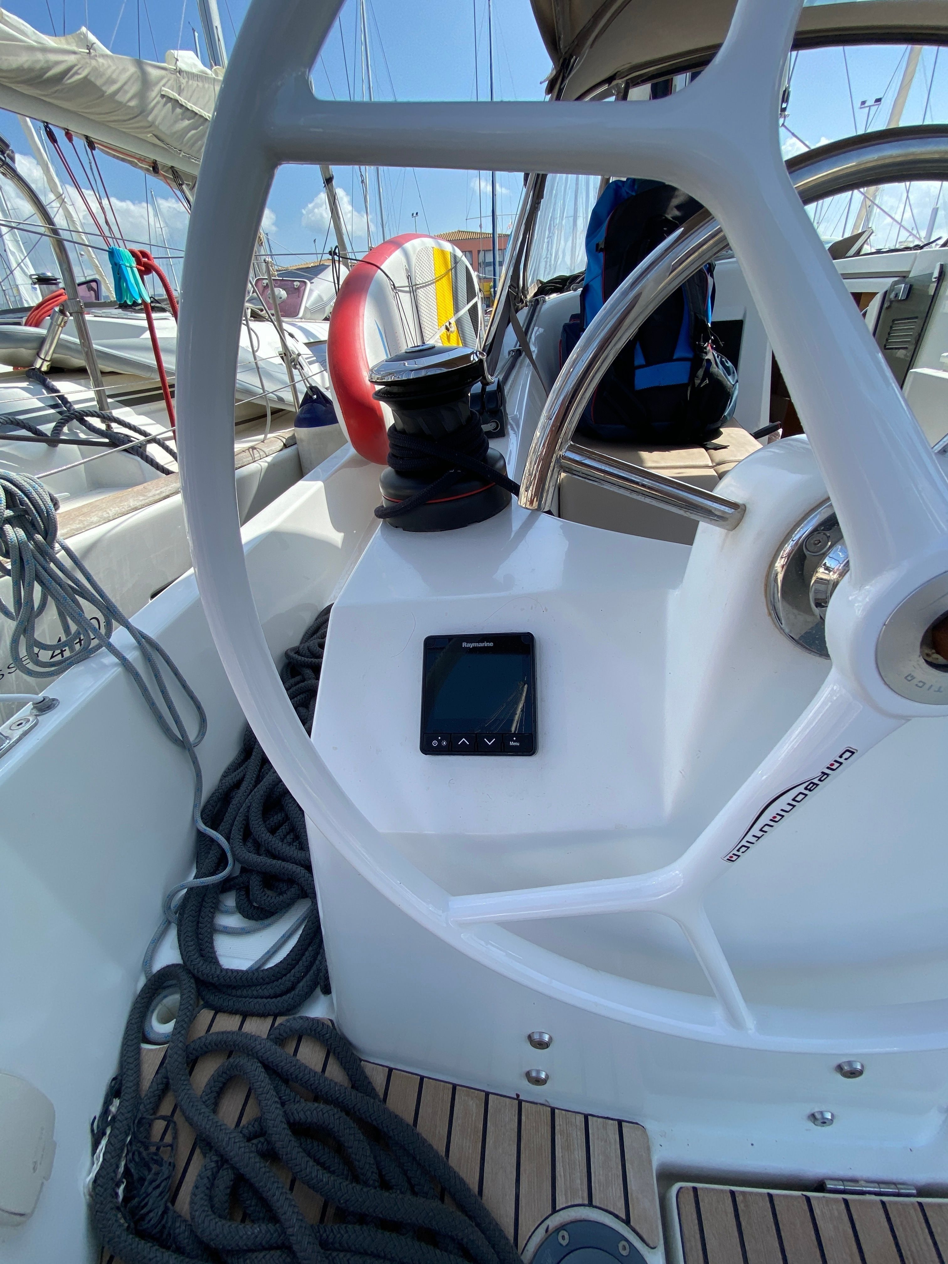 Jeanneau Sun Odyssey 410 | Alma Libre 6