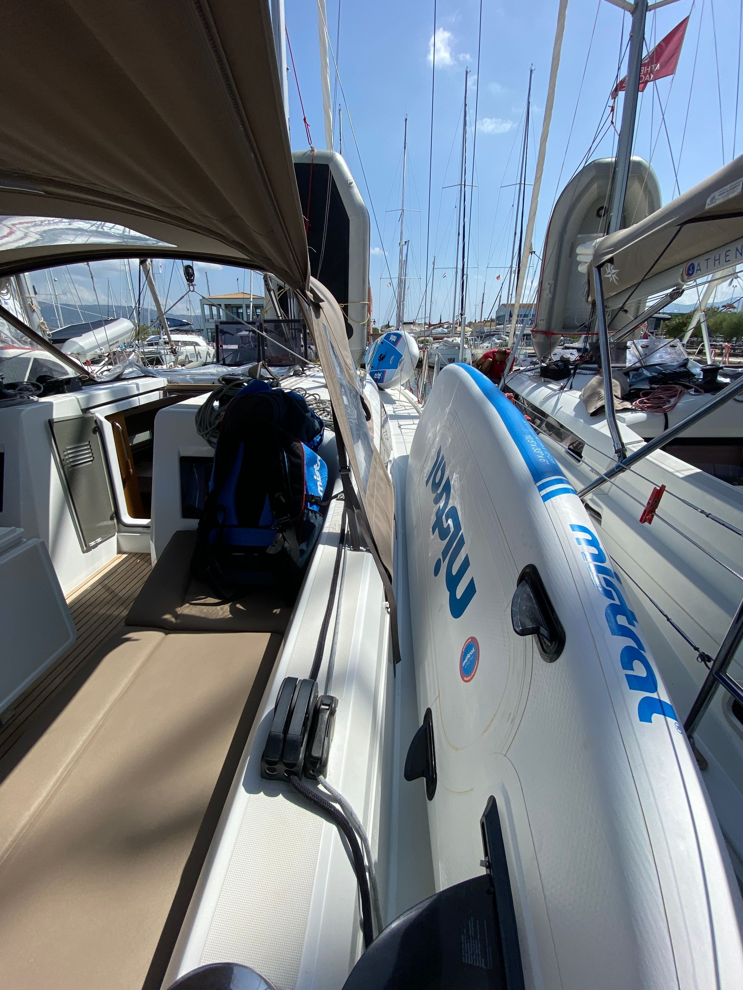 Jeanneau Sun Odyssey 410 | Alma Libre 6