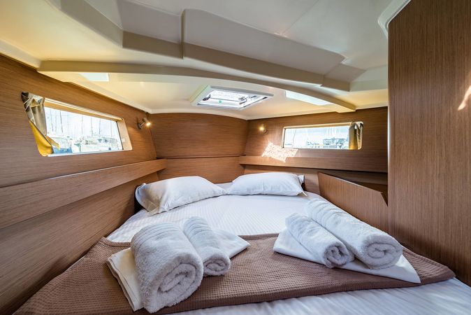 Beneteau Oceanis 41.1 | Elena