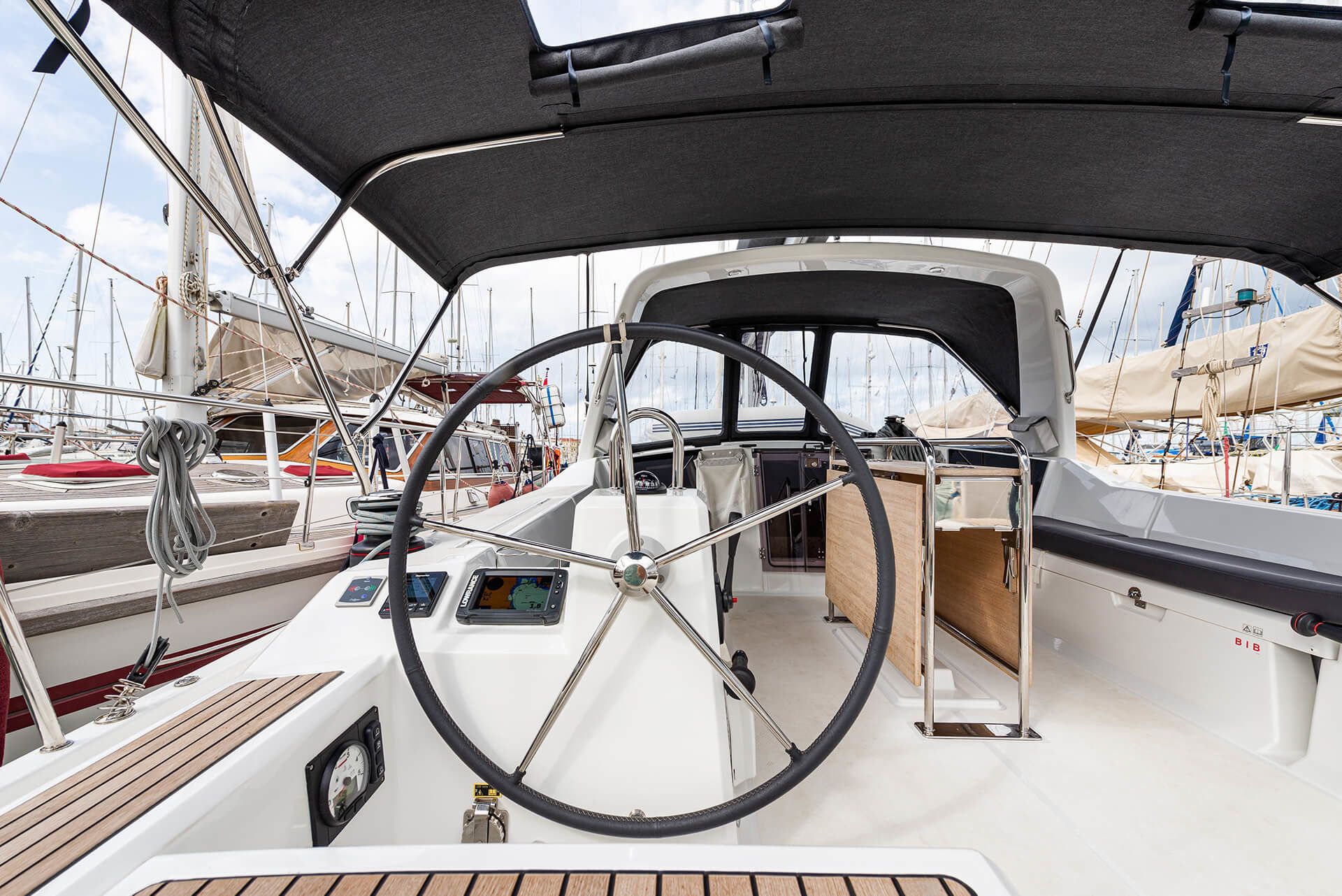 Beneteau Oceanis 41.1 | Elena