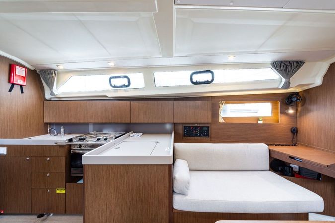 Beneteau Oceanis 41.1 | Elena
