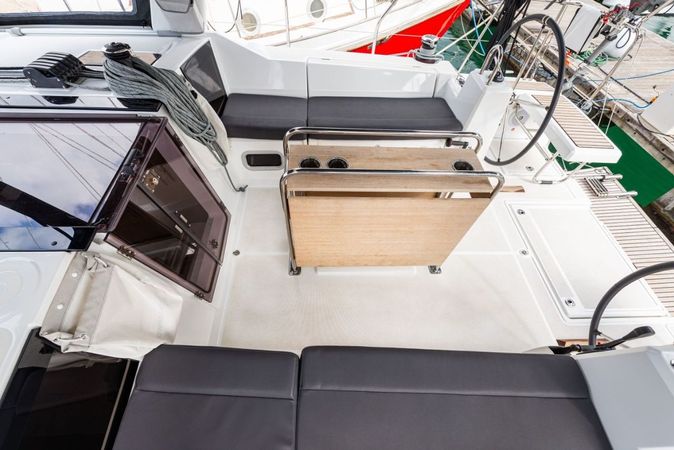 Beneteau Oceanis 41.1 | Elena