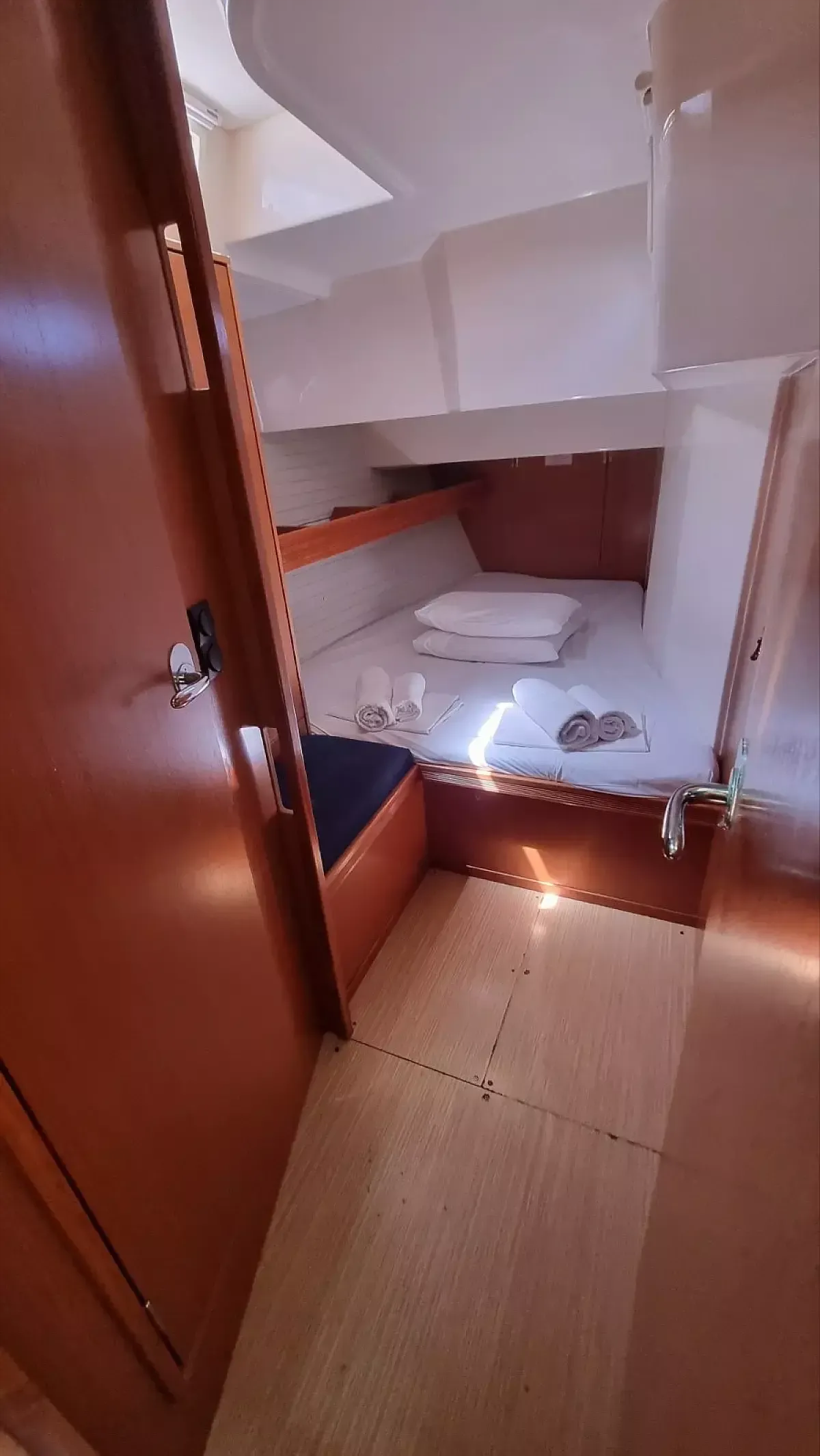 Bavaria Cruiser 55 | Vega