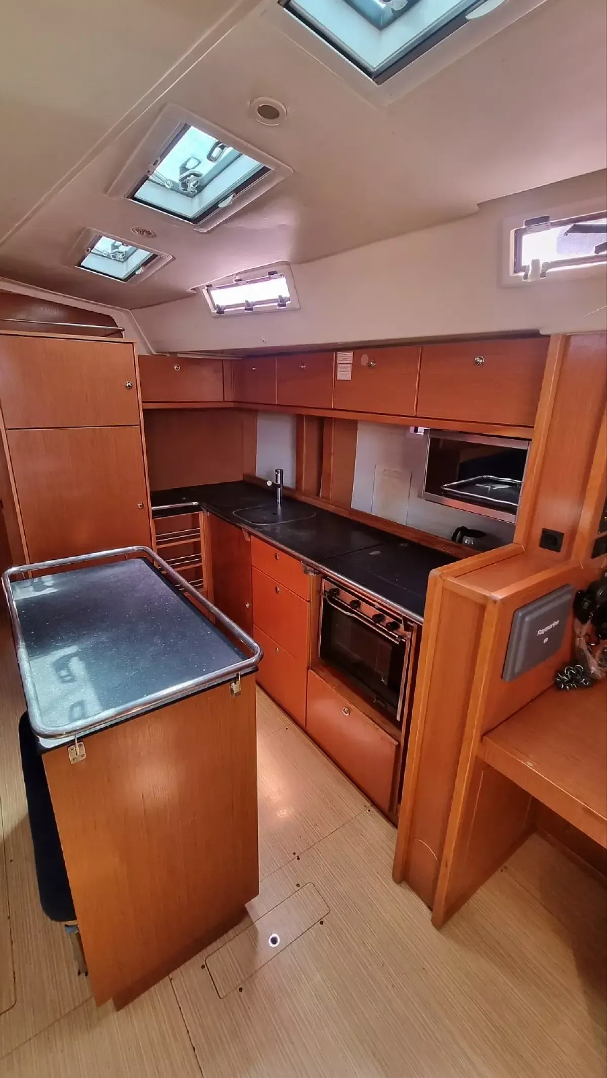 Bavaria Cruiser 55 | Vega