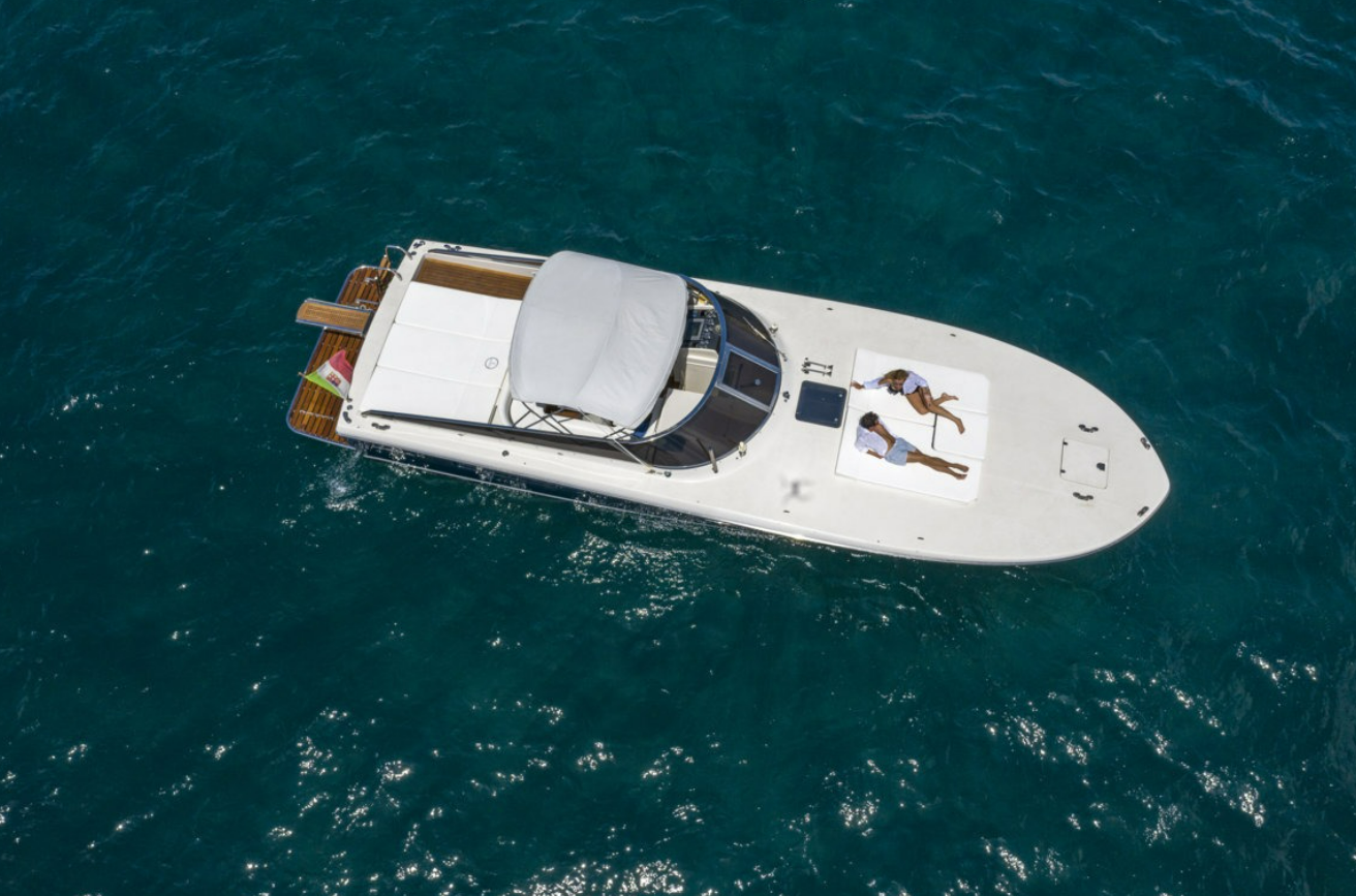 Itama 40 | Distrazione