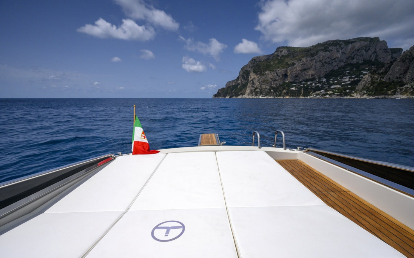 Itama 40 | Distrazione