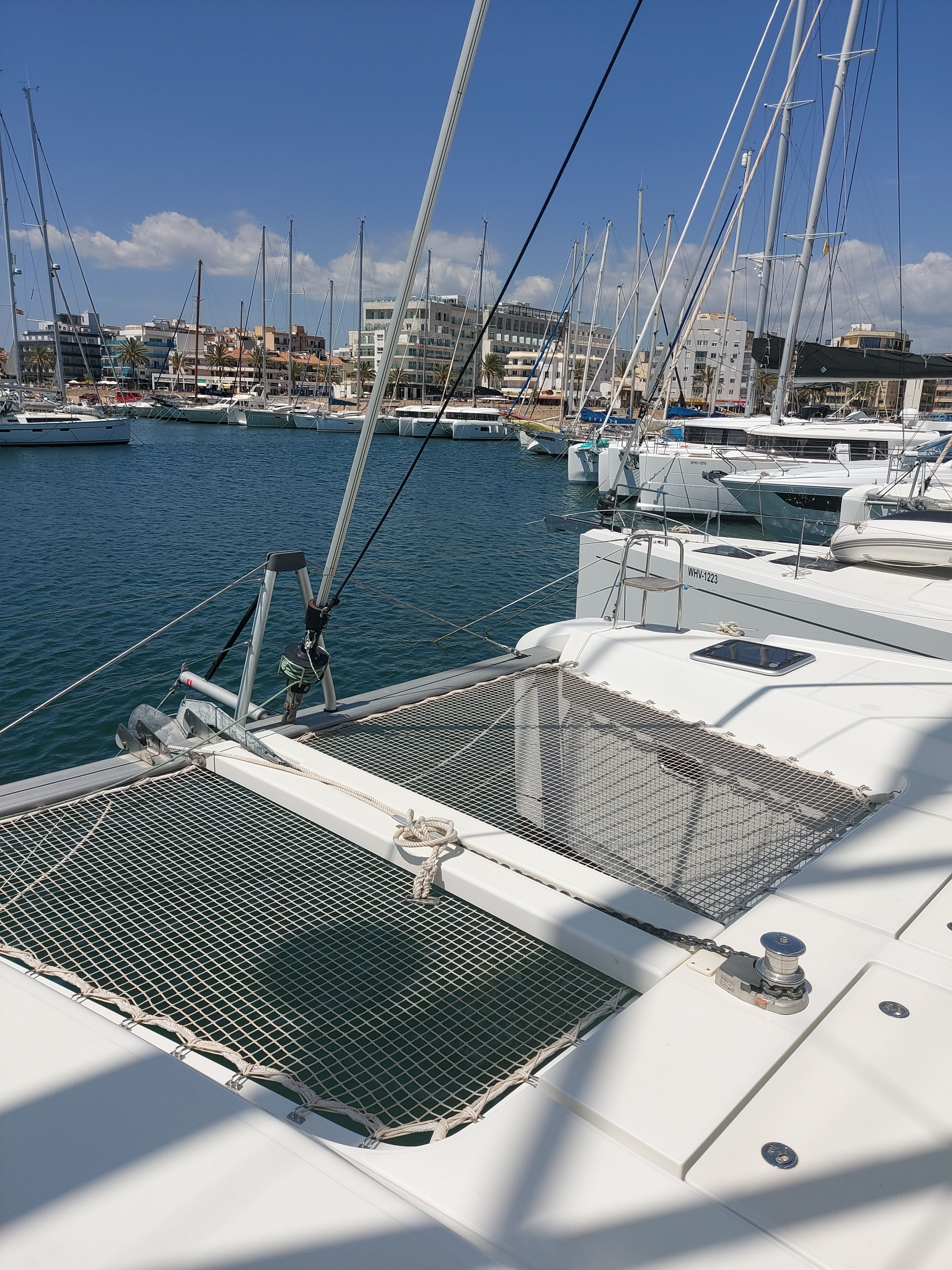 Lagoon 42 | Moonlight