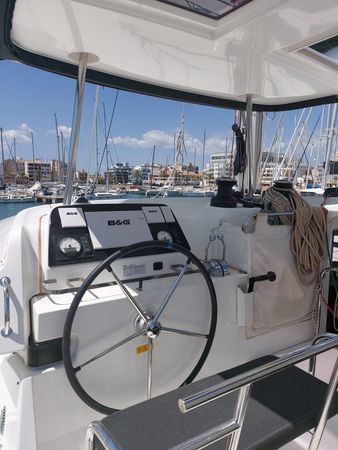 Lagoon 42 | Moonlight