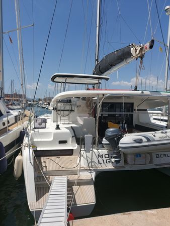 Lagoon 42 | Moonlight