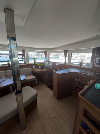 Lagoon 42 | Moonlight