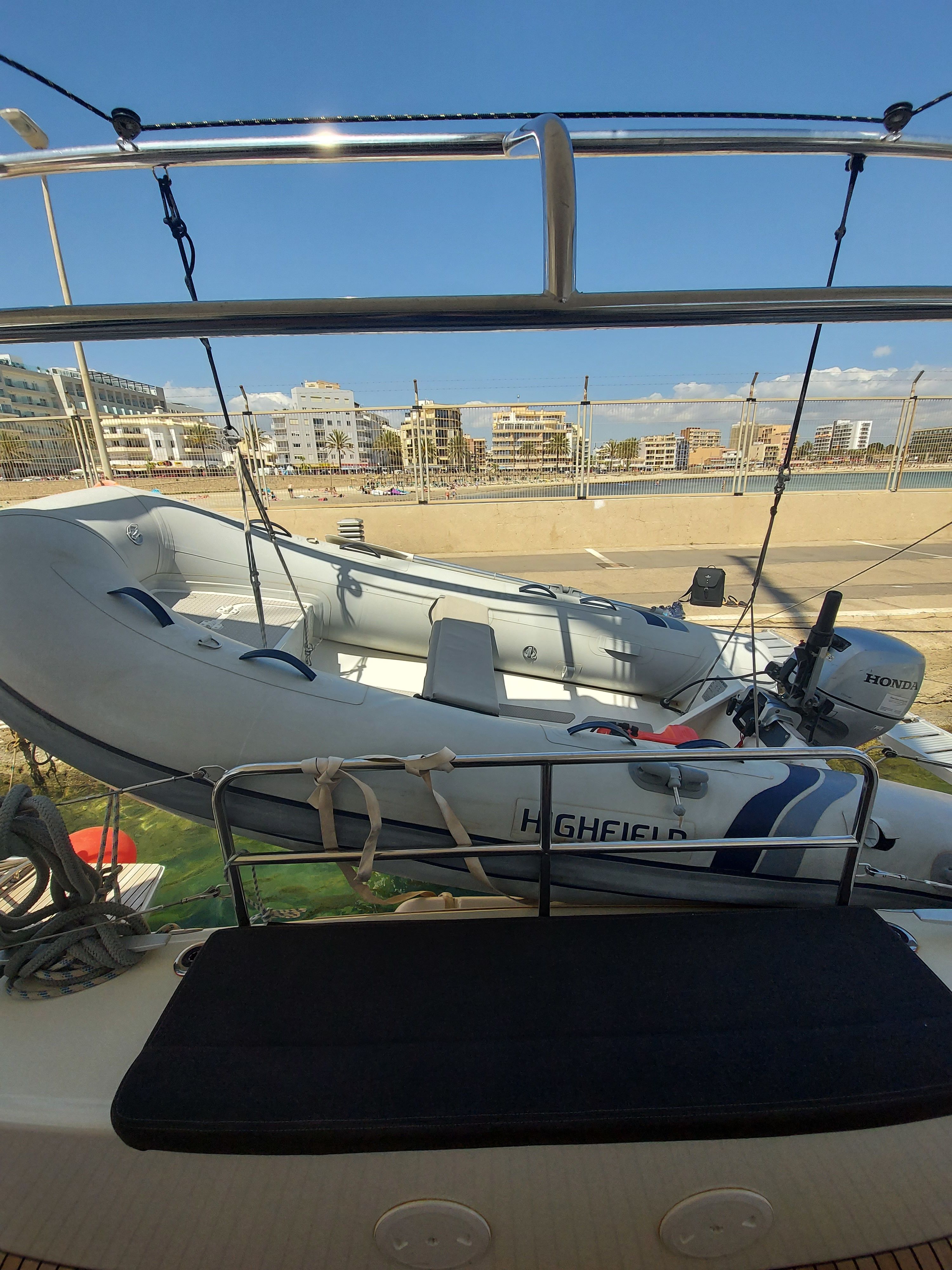 Lagoon 42 | Sunshine