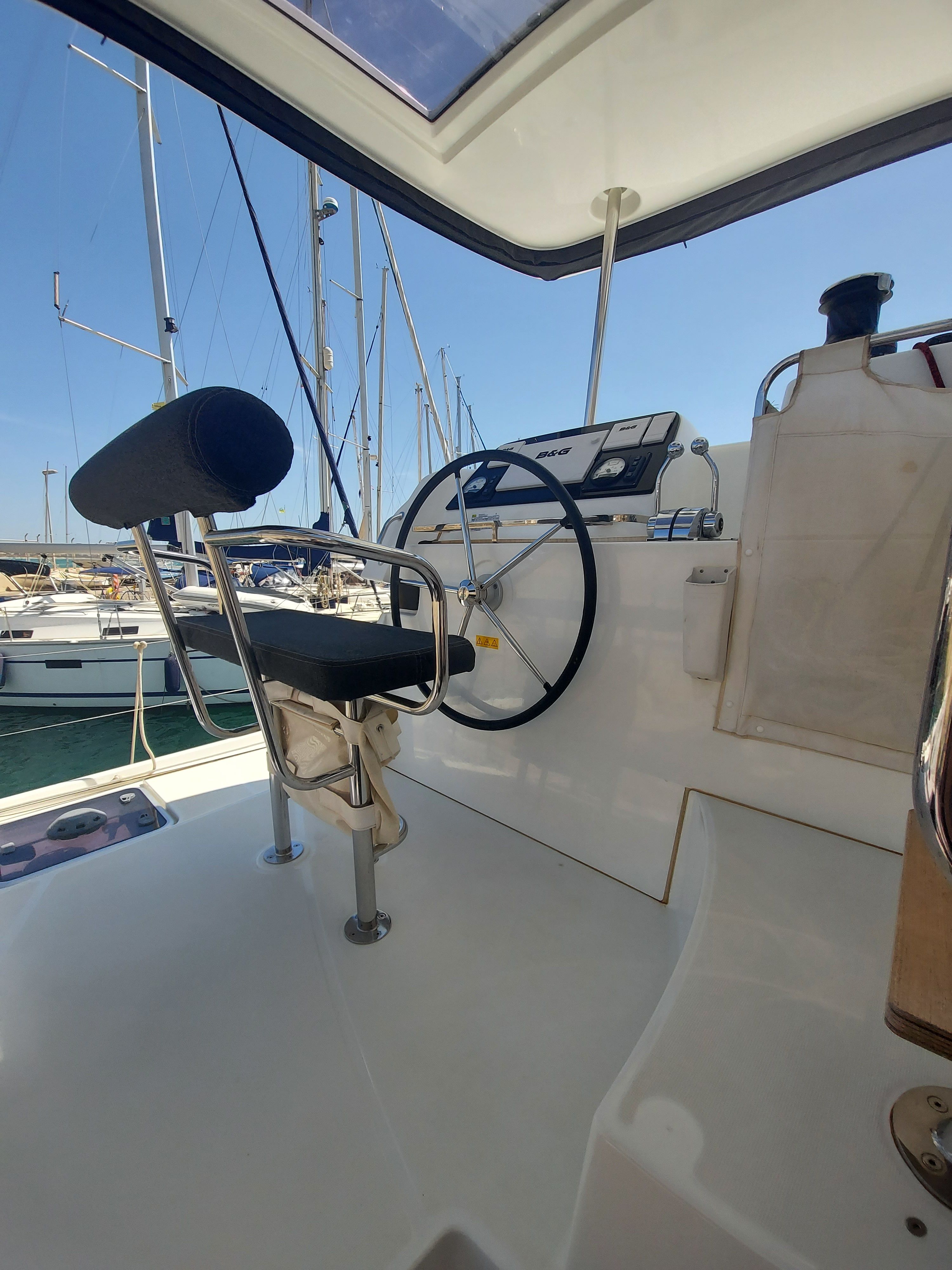 Lagoon 42 | Sunshine