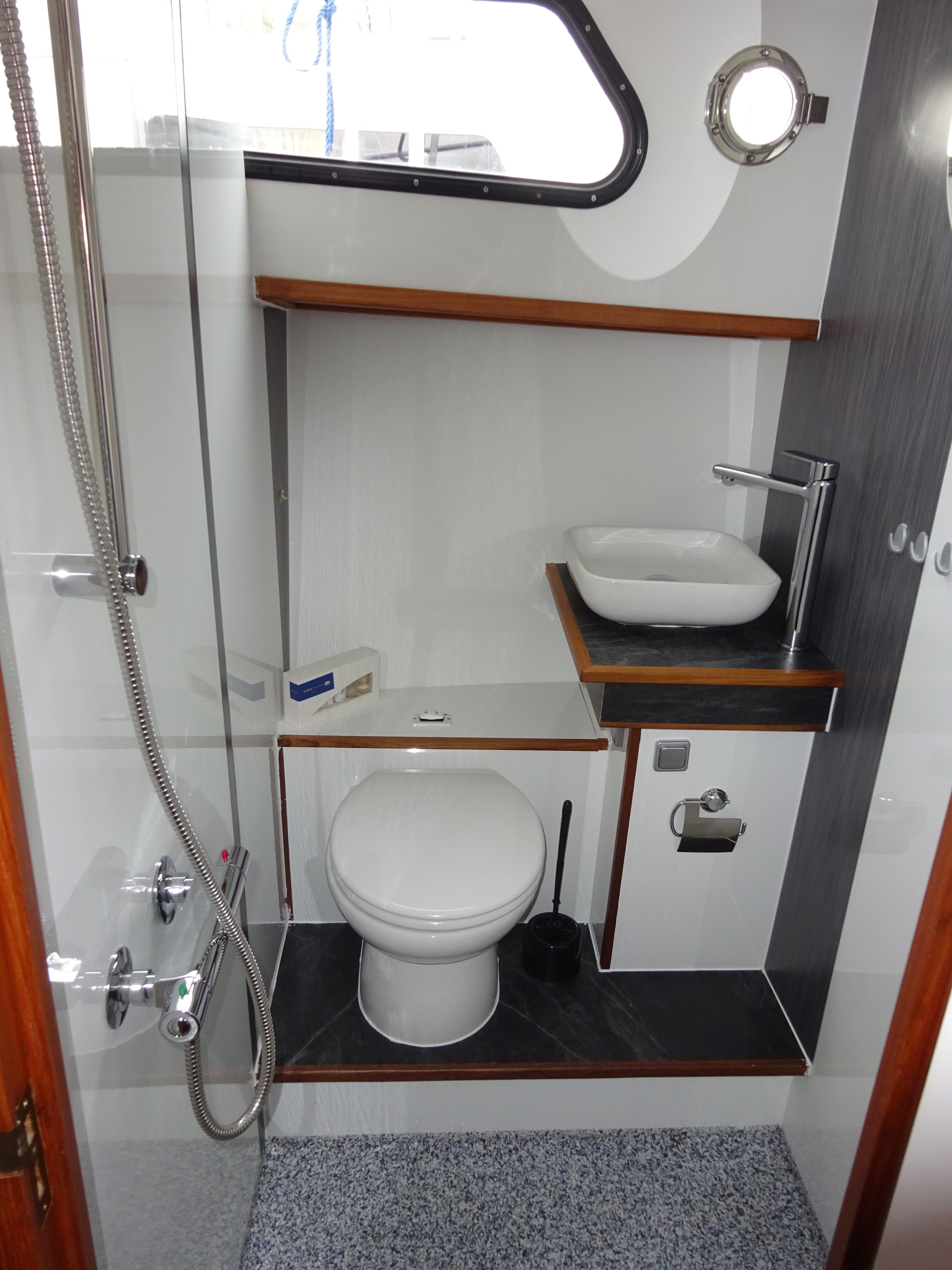 Valkkruiser Content 1270 | Lauryn Elite