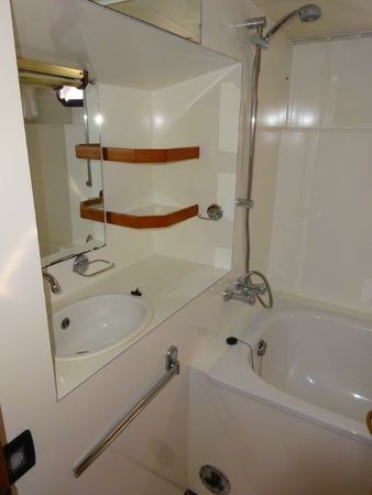 Valkkruiser 1270 | Adrea