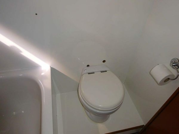 Valkkruiser 1270 | Adrea