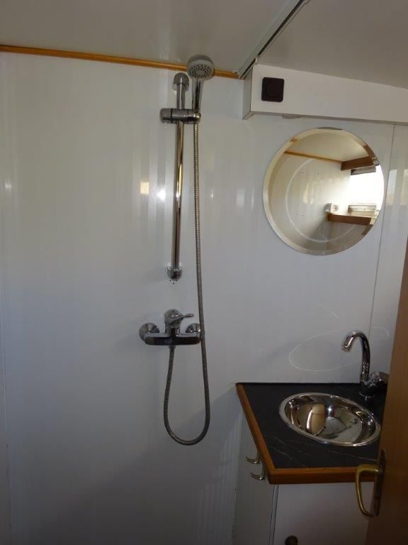 Valkkruiser 1350 | Goldflower