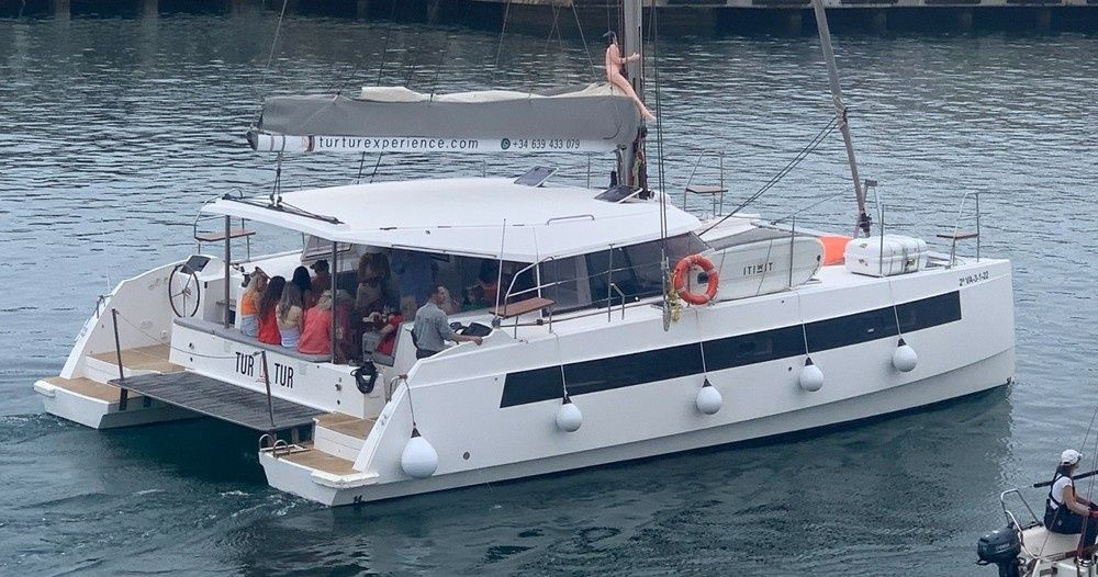 Nautitech 40 | Tur Tur